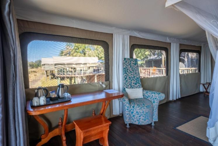 Jackalberry Chobe Hotel Kasane Ngoại thất bức ảnh