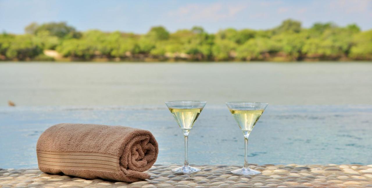 Jackalberry Chobe Hotel Kasane Ngoại thất bức ảnh
