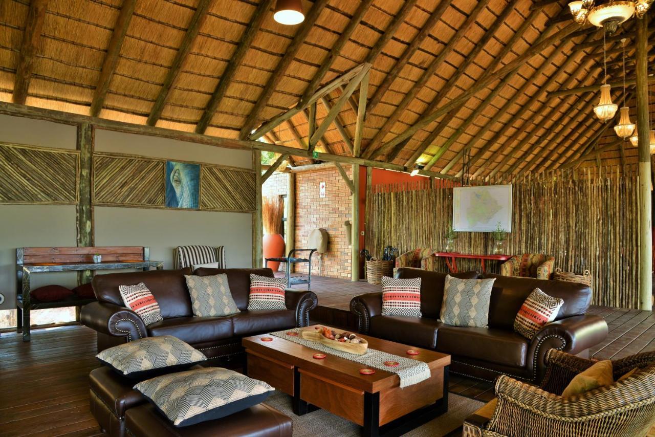 Jackalberry Chobe Hotel Kasane Ngoại thất bức ảnh